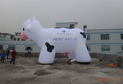 充氣卡通公仔 廠家 供應 工廠 定做 牛津布充氣奶牛 奶牛氣模-深圳市匯之美塑膠制品提供充氣卡通公仔 廠家 供應 工廠 定做 牛津布充氣奶牛 奶牛氣模的相關介紹、產品、服務、圖片、價格深圳市匯之美塑膠制品、PVC充氣玩具;仿真氣模;充氣水上用品;廣告禮品;充氣理療用品;包裝制品;充氣床.沙發(fā);充氣水池